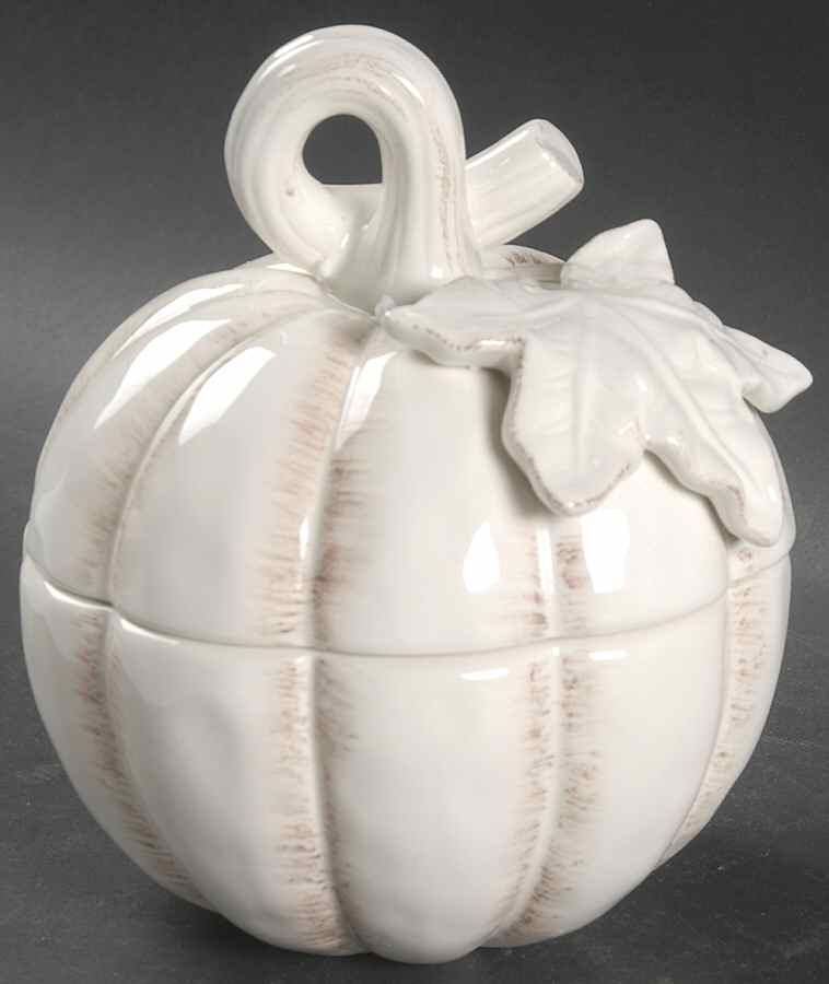 Countryside Harvest Covered Soup Bowl with Figural Lid by Mikasa-1