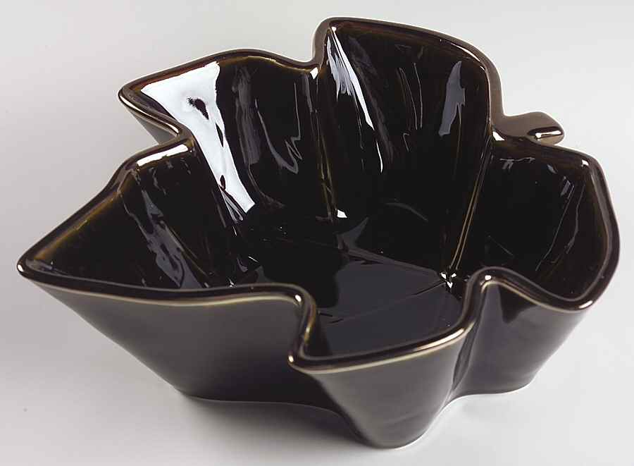 Countryside Harvest 11" Leaf Bowl by Mikasa-1