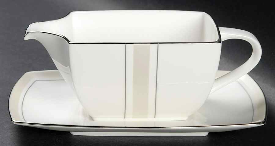 Platinum Matrix Gravy Boat & Underplate by Mikasa-1