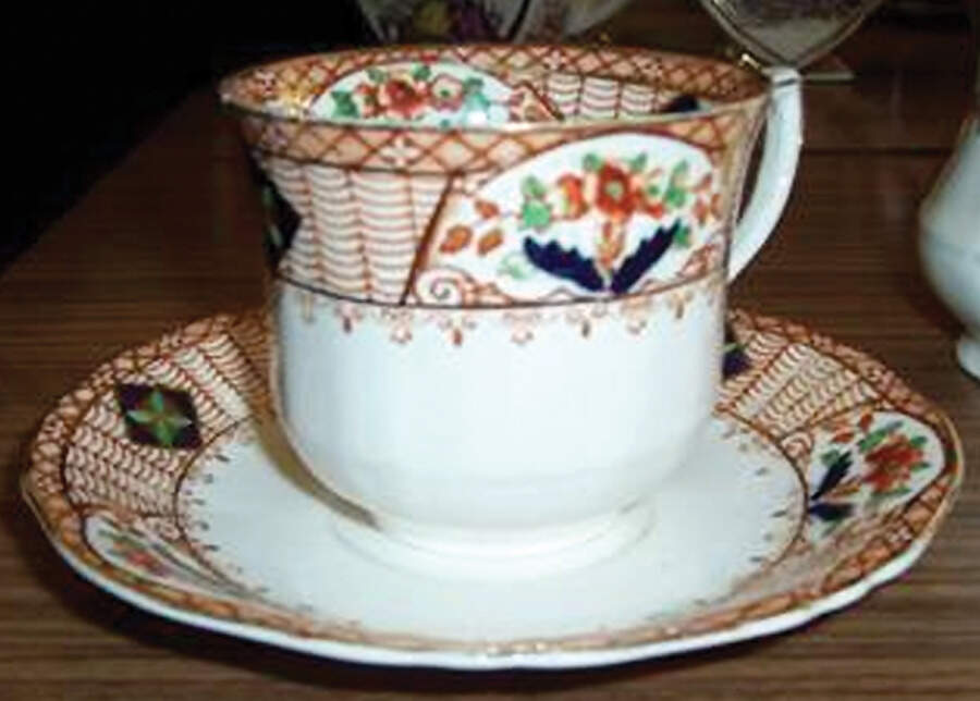 MEA222 Flat Cup & Saucer Set by Alfred Meakin-1