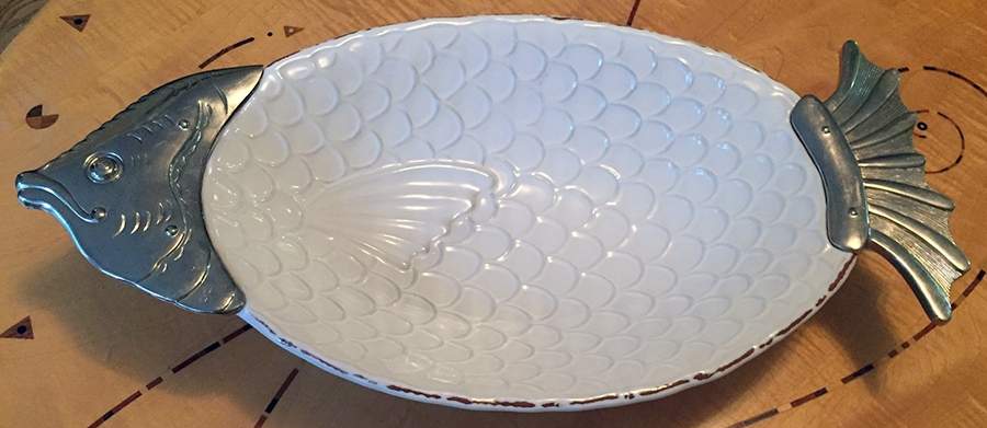 Sanibel 9" Oval Serving Bowl by Mud Pie-1