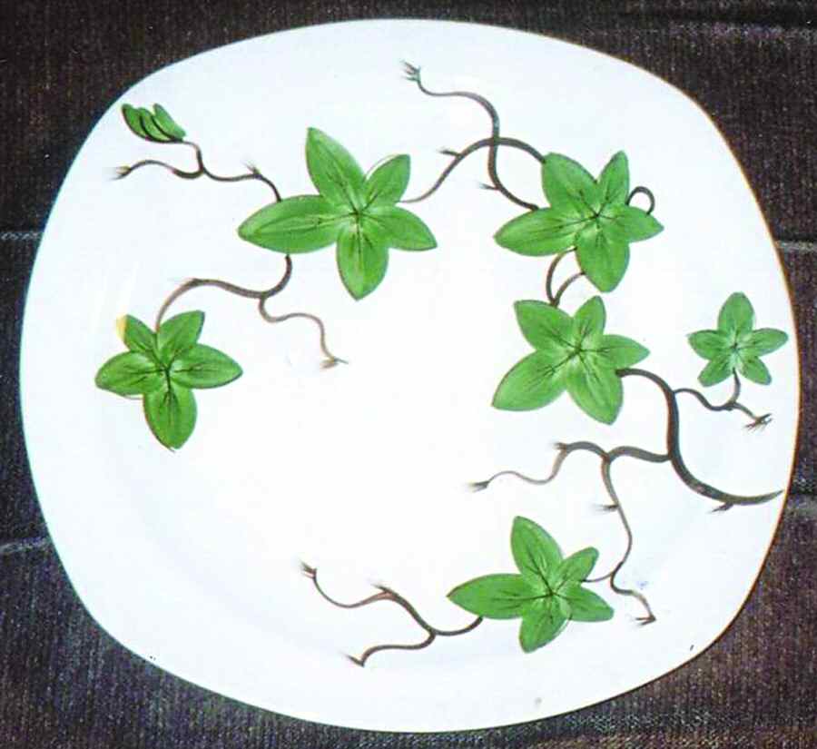 Cottage Ivy Dinner Plate by W R Midwinter Ltd-1