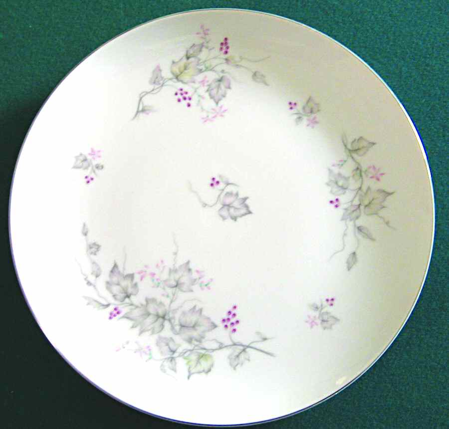 Jocelyn Dinner Plate by M Japan-1