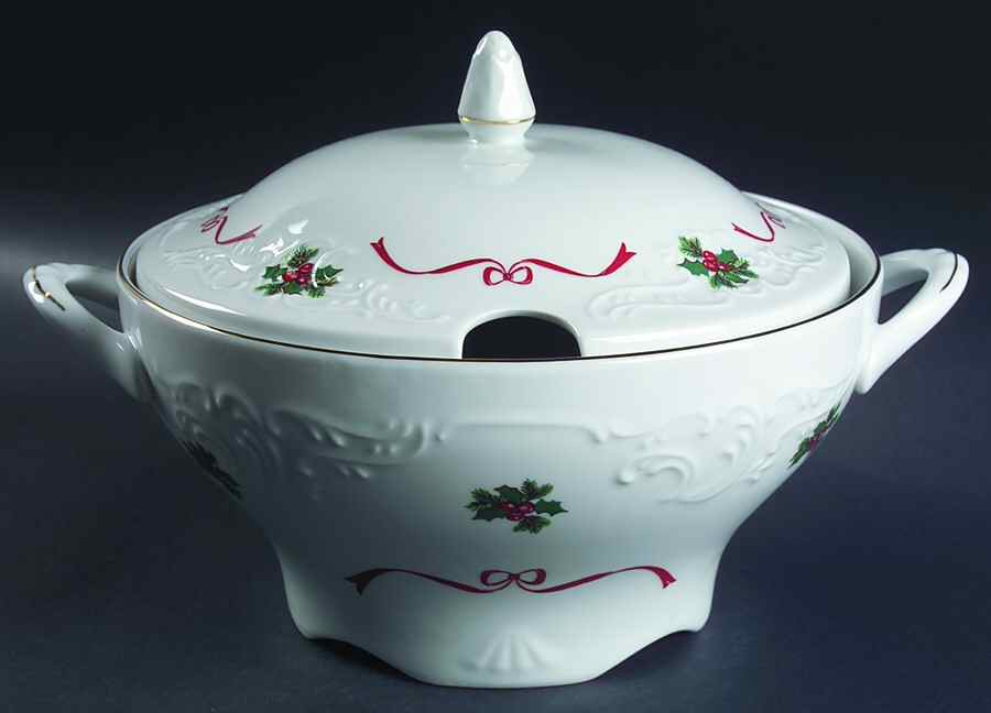 Basket of Cheer Tureen &  Lid by Menuet (Poland)-1
