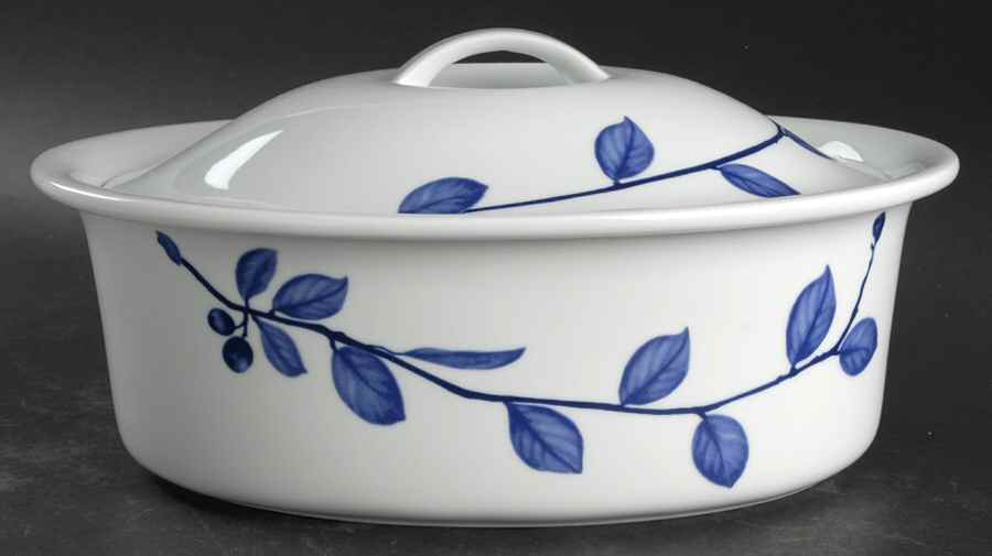 True Blue 3 Quart Oval Covered Casserole by Mikasa-1