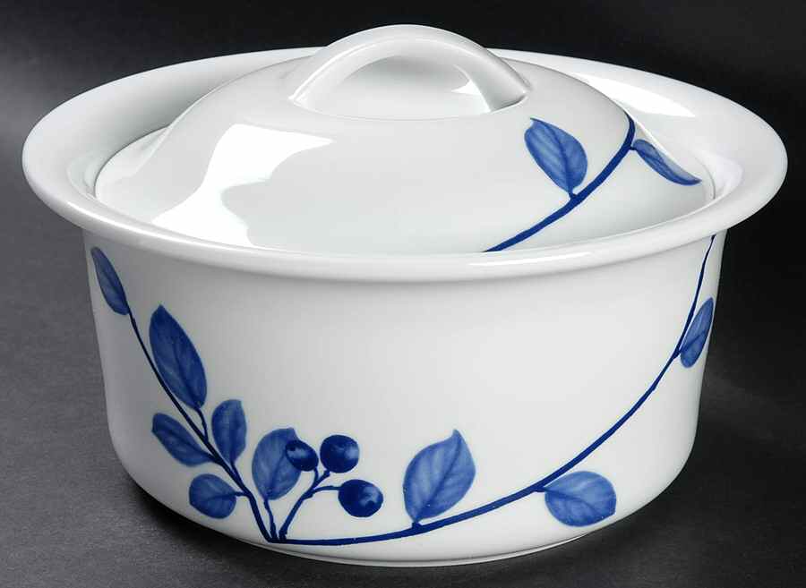 True Blue 1.75 Qt Round Covered Casserole by Mikasa-1