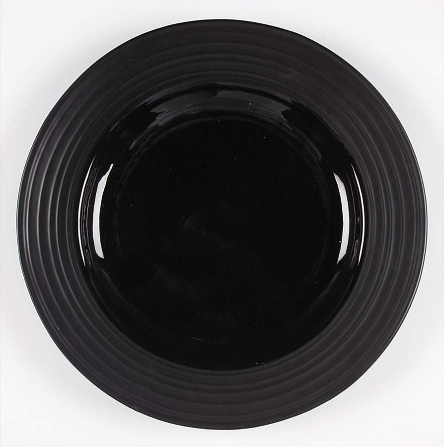 Swirl Black 16" Deep Round Platter by Mikasa-1