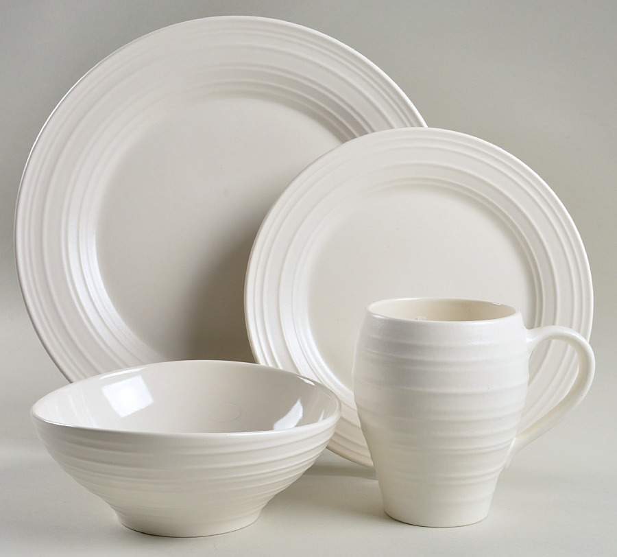 Swirl White 4 Piece Place Setting by Mikasa-1