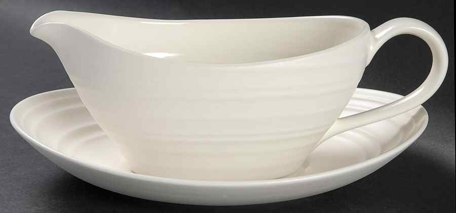 Swirl White Gravy Boat & Underplate by Mikasa-1