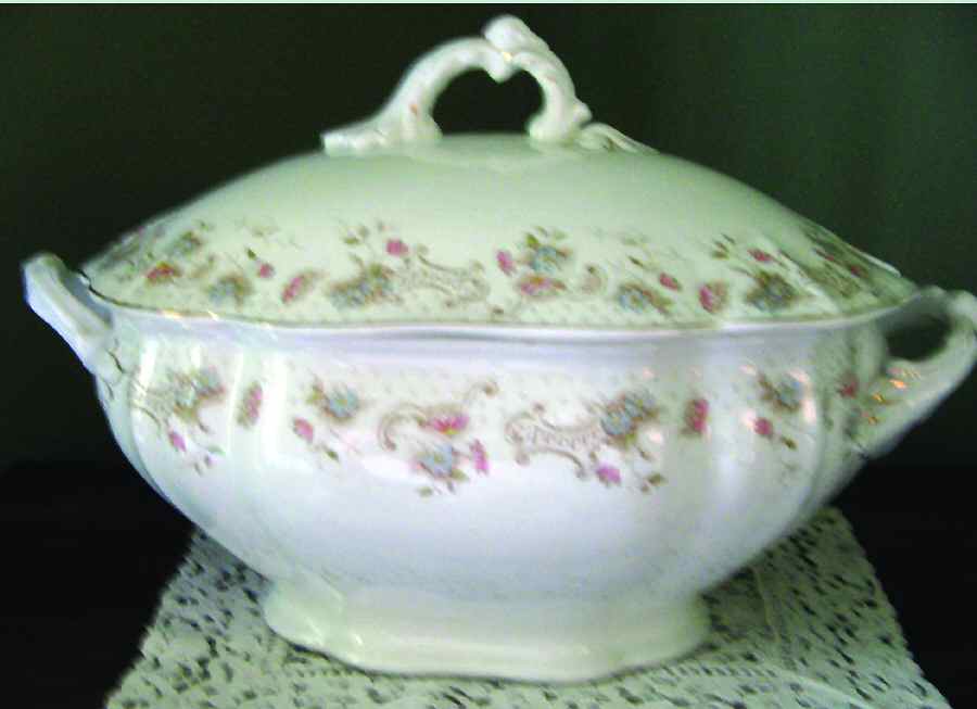 Empress Round Covered Vegetable by John Maddock & Sons-1
