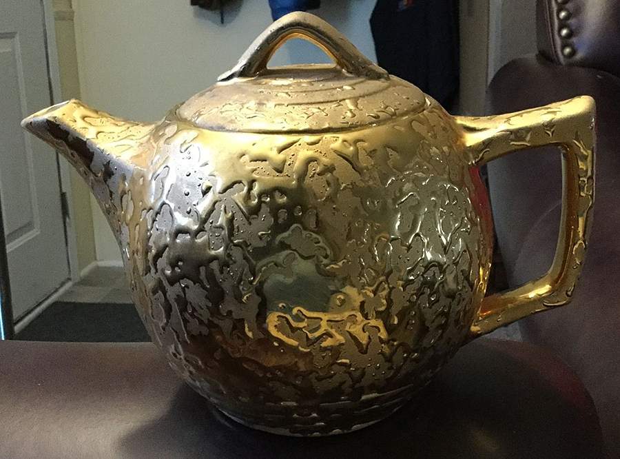 Golden Brocade Teapot & Lid by Nelson McCoy-1