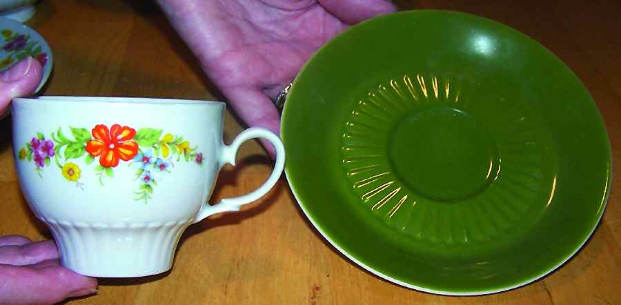 MIT201 Flat Cup & Saucer Set by Mitterteich-1