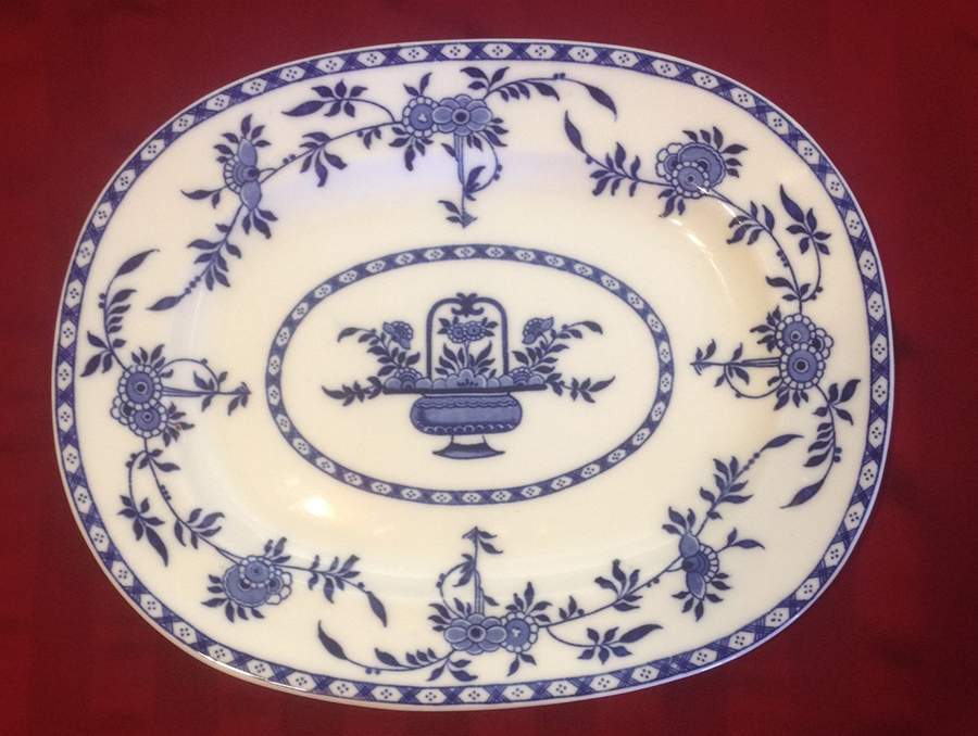 Delft Blue (On Edge, No Embossed Ridge) 12" Oval Serving Platter by Minton-1