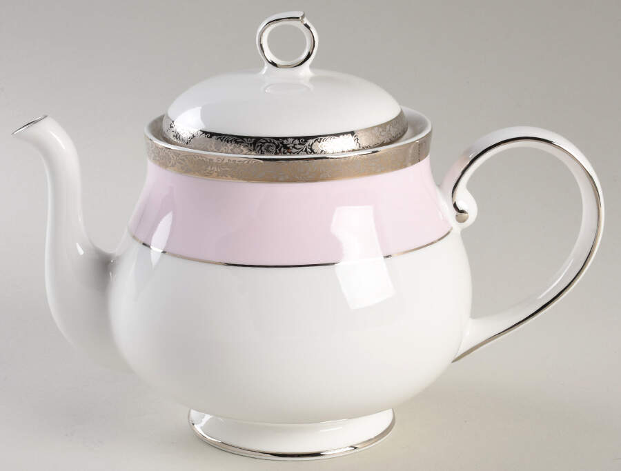 MAK4 Teapot & Lid by Mary Kay-1