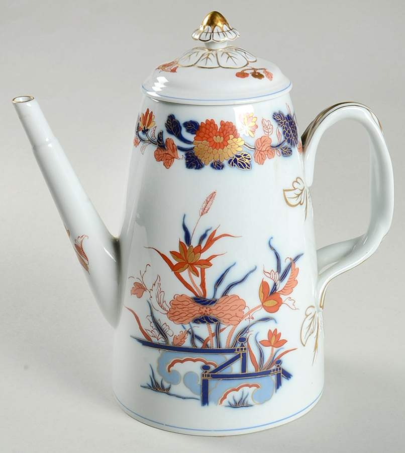 MOT49 Coffee Pot & Lid by Mottahedeh-1