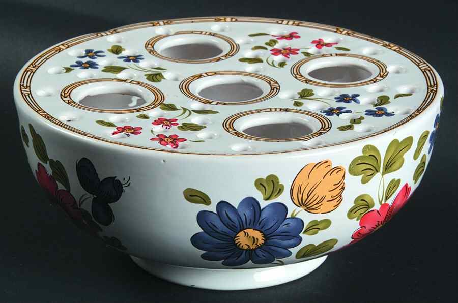 MOT50 Crocus Pot by Mottahedeh-1