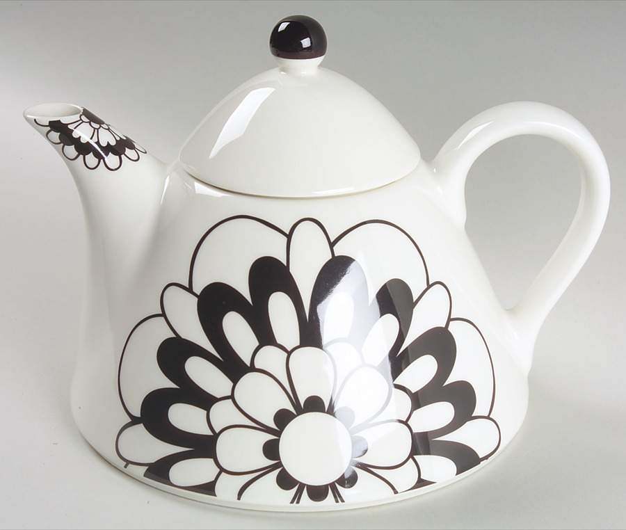 Bianco Nero Teapot & Lid by Missoni Home-1