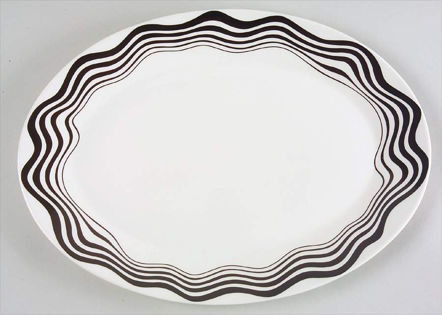 Bianco Nero 14" Oval Serving Platter by Missoni Home-1
