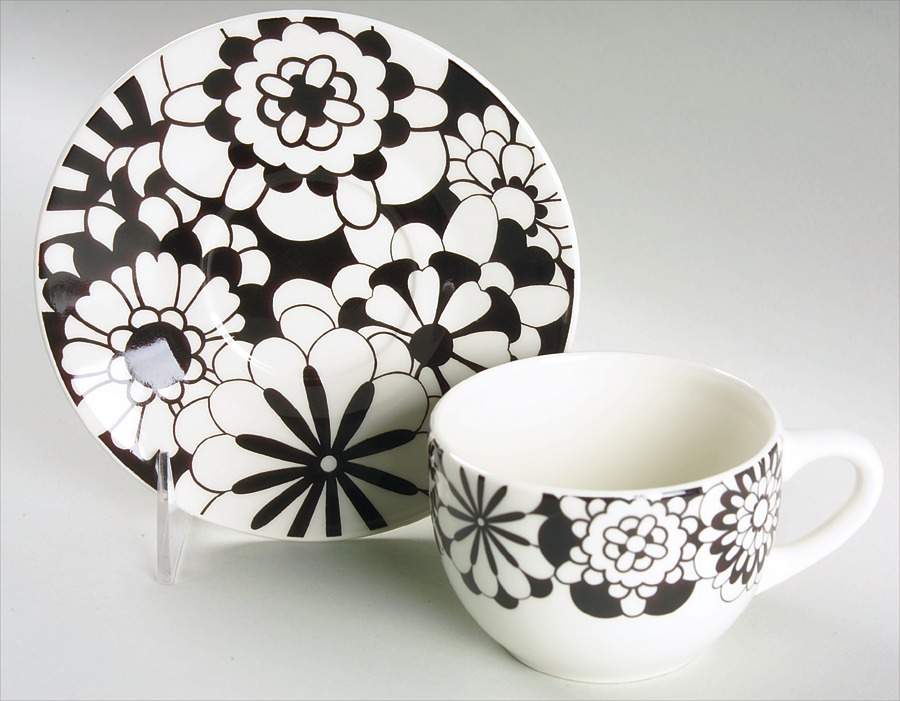 Bianco Nero Flat Cup & Saucer Set by Missoni Home-1