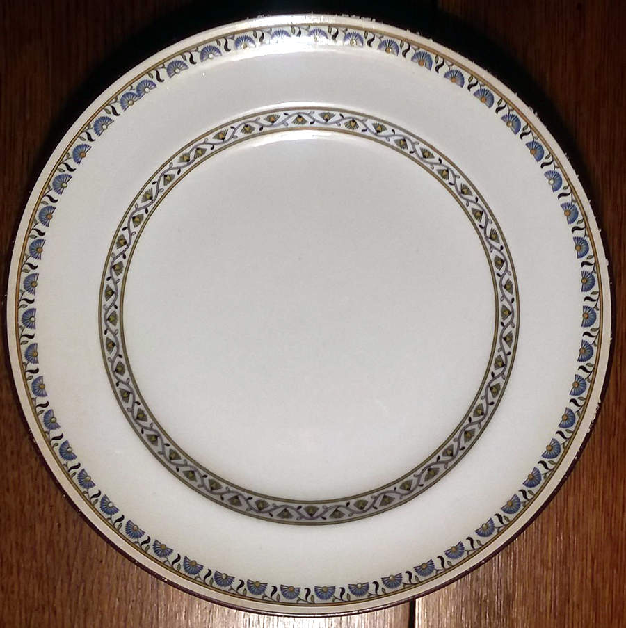 C2640 Dinner Plate by Minton-1