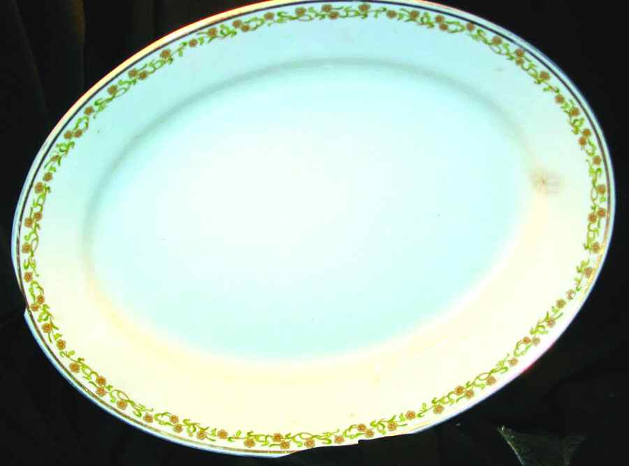 MEK237 16" Oval Serving Platter by J & G Meakin-1