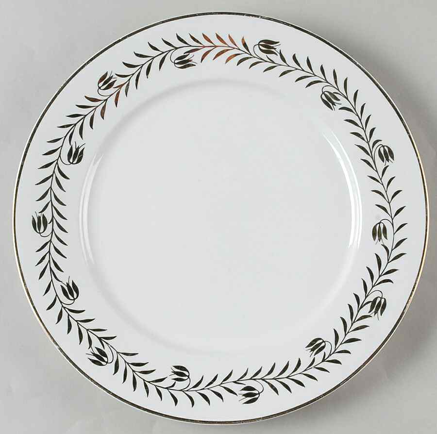 Golden Wreath Dinner Plate by Martha Stewart-1