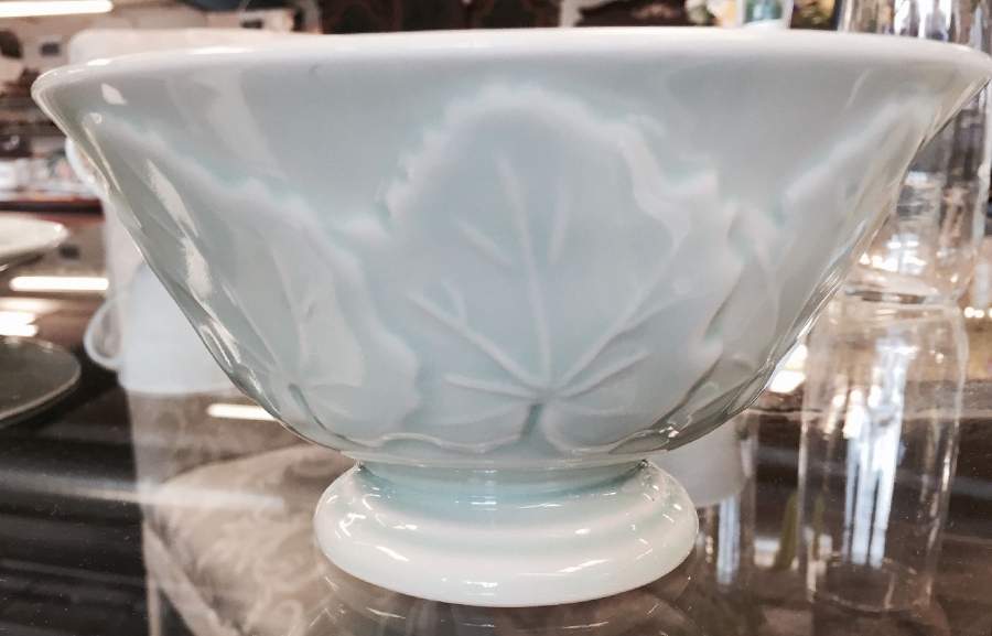 Blue Embossed Cabbage Leaf Soup/Cereal Bowl by Martha Stewart-1