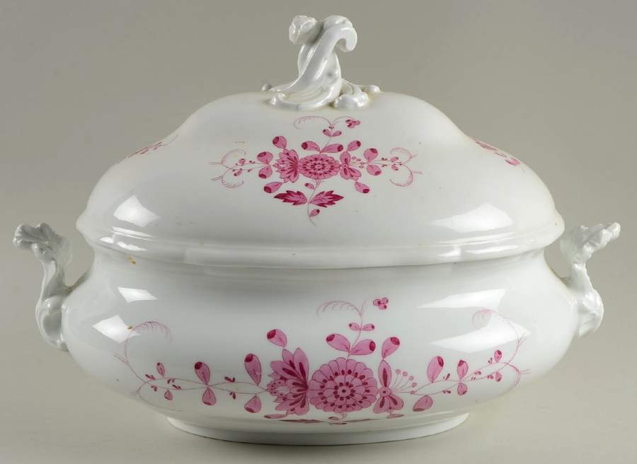 MSS135 Tureen &  Lid by Meissen (Germany)-1