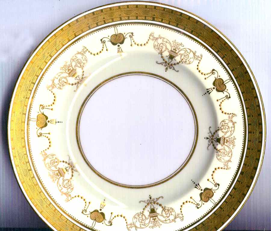 M233 Dessert/Pie Plate by Minton-1