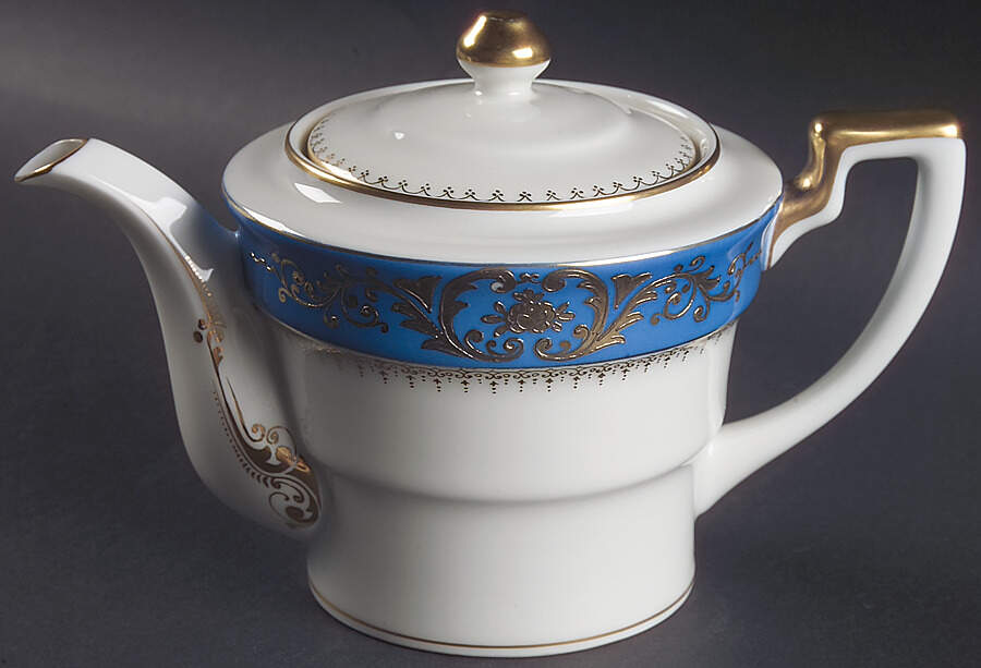 MEI1004 Teapot & Lid by Meito-1