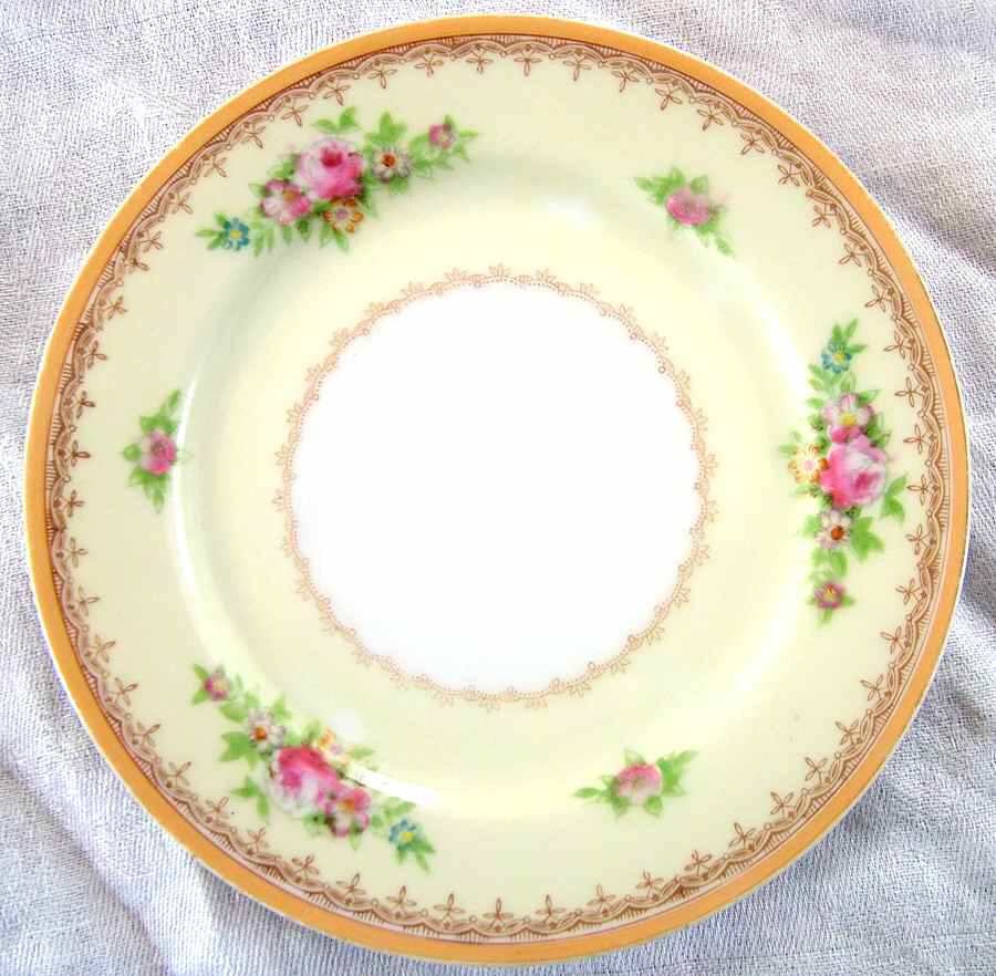 MPC32 Bread & Butter Plate by Mepoco-1