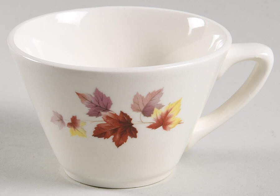 Maple Leaves Flat Cup by Mount Clemens-1