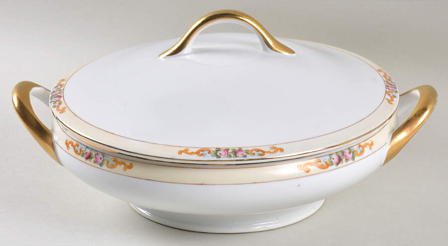MEI1009 Round Covered Vegetable by Meito-1