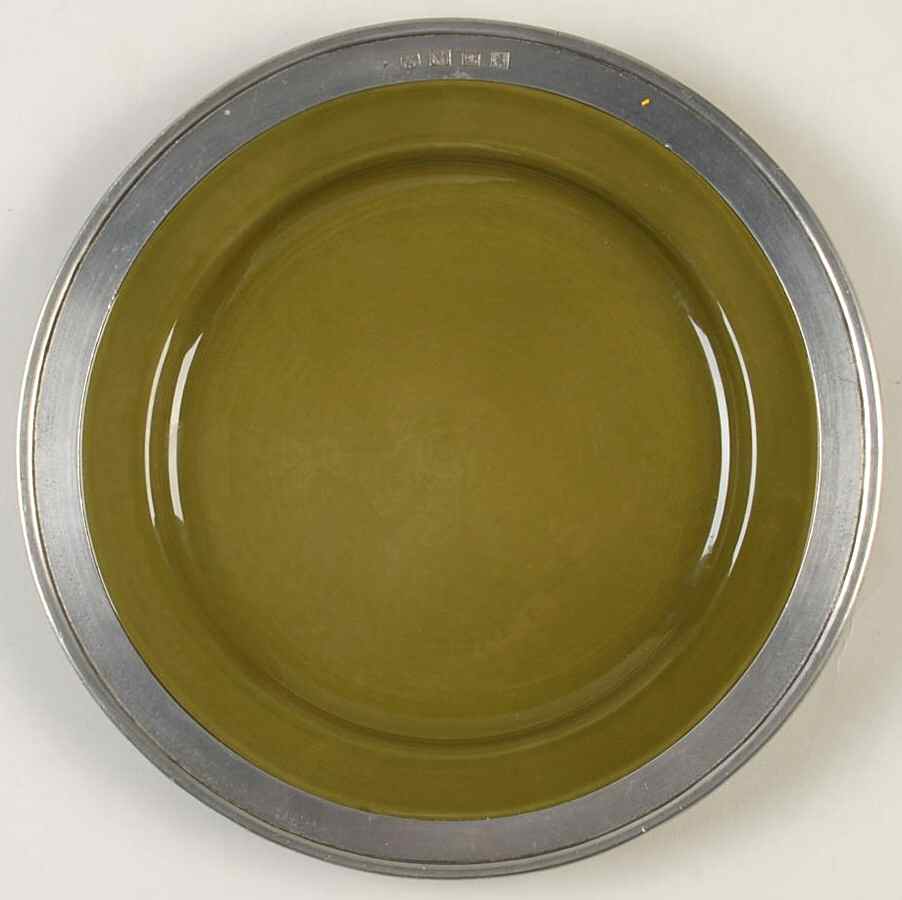 Convivio Green Salad Dessert Plate with Pewter Rim by Match Pewter-1