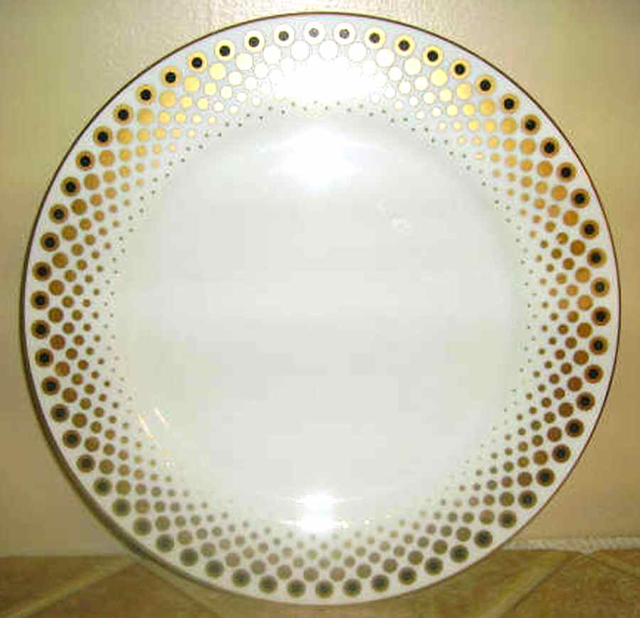 Embassy Dinner Plate by Mikasa-1