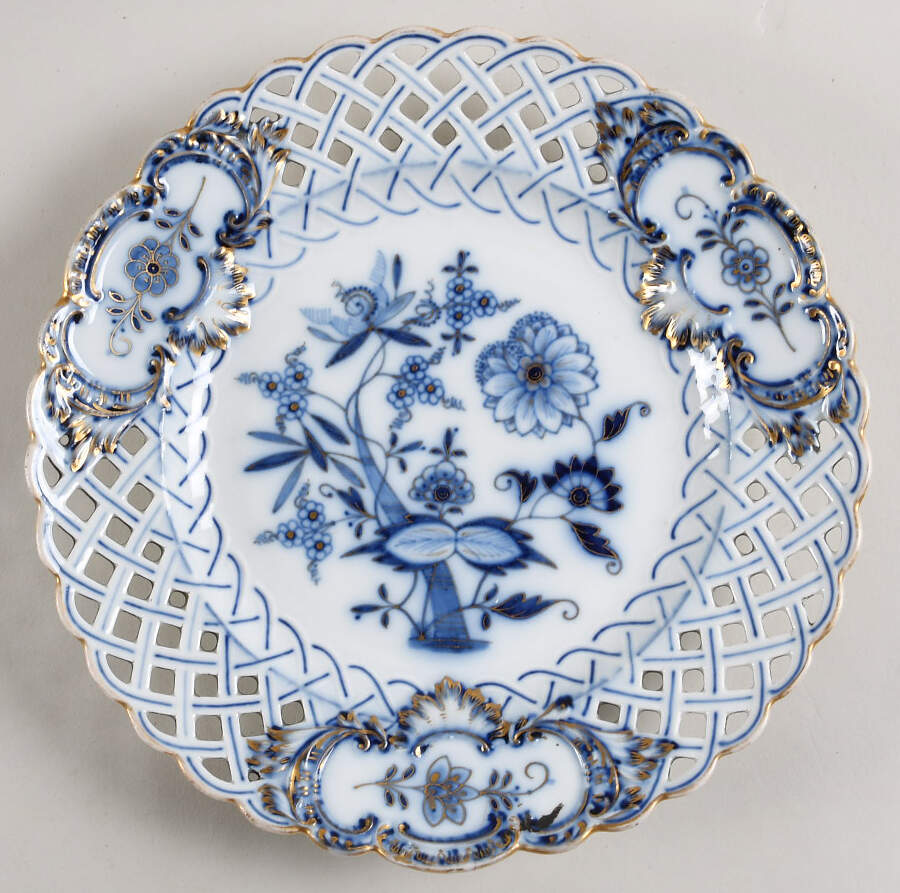 Blue Onion (Pierced, Gold Trim) Luncheon Plate by Meissen (Germany)-1