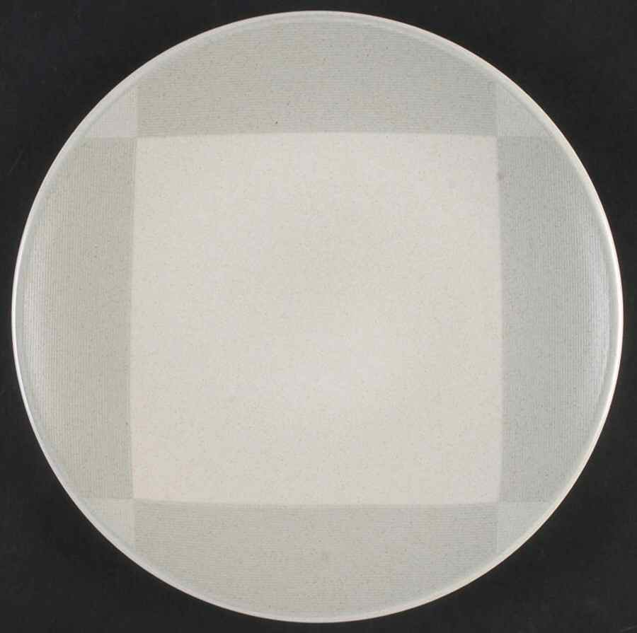 Software Salad Plate by Mikasa-1