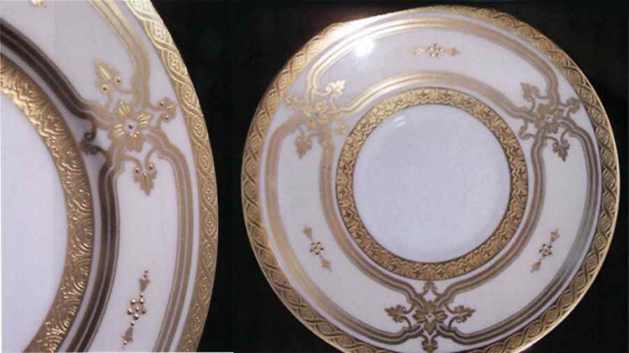 H4526 Saucer by Tiffany-1
