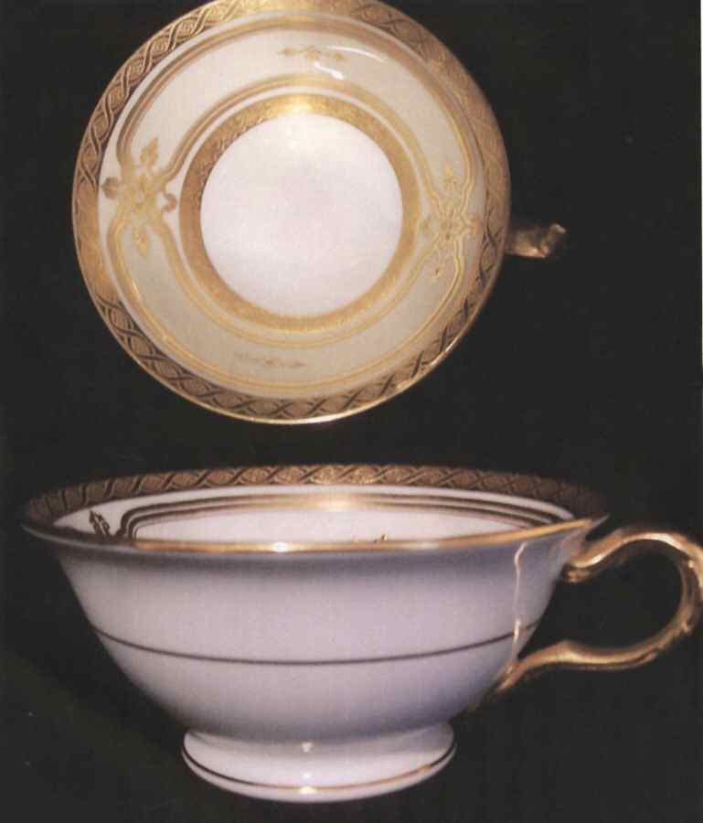 H4526 Footed Cup by Tiffany-1