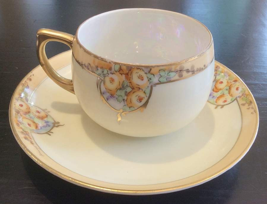 MEI1020 Flat Cup & Saucer Set by Meito-1