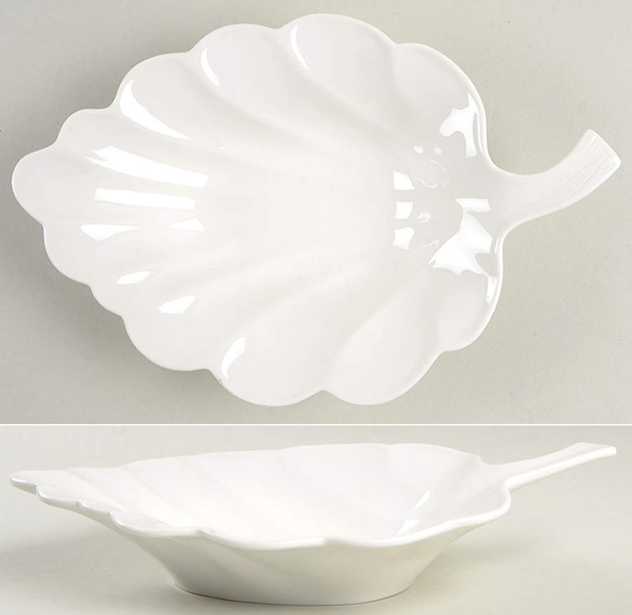 Whiteware (Serveware) 10" Leaf Dish by Martha Stewart-1