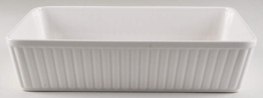 Whiteware (Serveware) 13" Lasagna by Martha Stewart-1