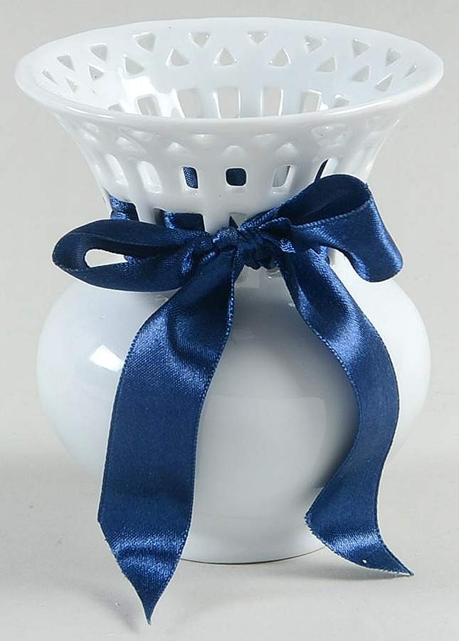 Bridal Lace 4" Pierced Vase by Mikasa-1
