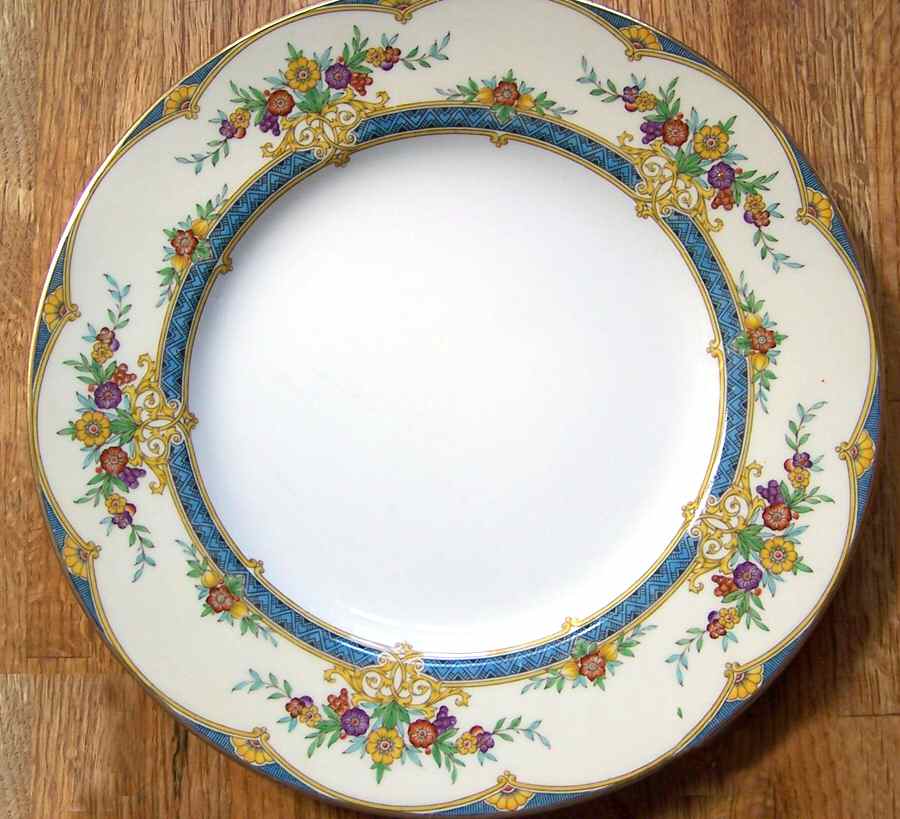 H3950 Dinner Plate by Minton-1