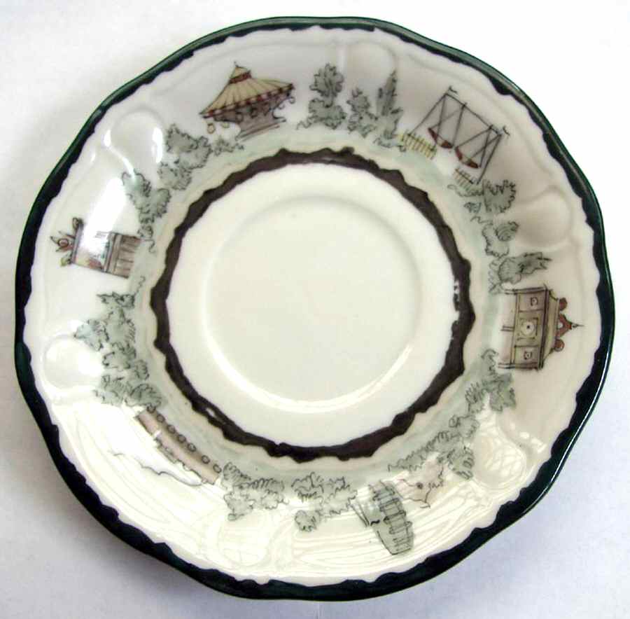 MUE136 Saucer for Footed Cup by Paul Muller-1