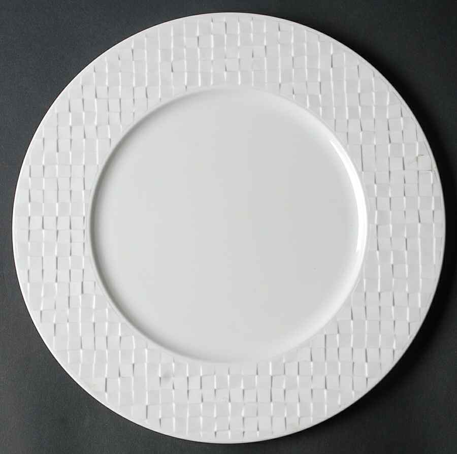 Lattice Dinner Plate by Mikasa-1