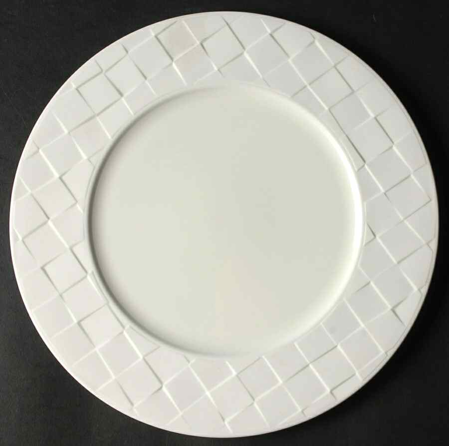 Lattice Accent Luncheon Plate by Mikasa-1
