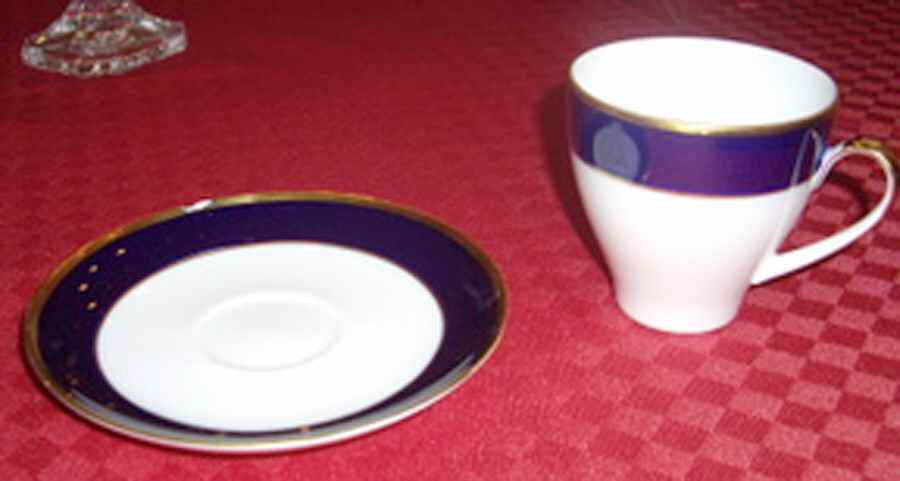 MLA14 Flat Cup & Saucer Set by Melitta-1