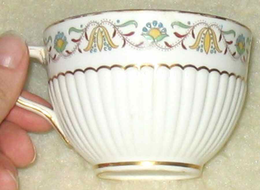 G6784 Flat Cup by Minton-1