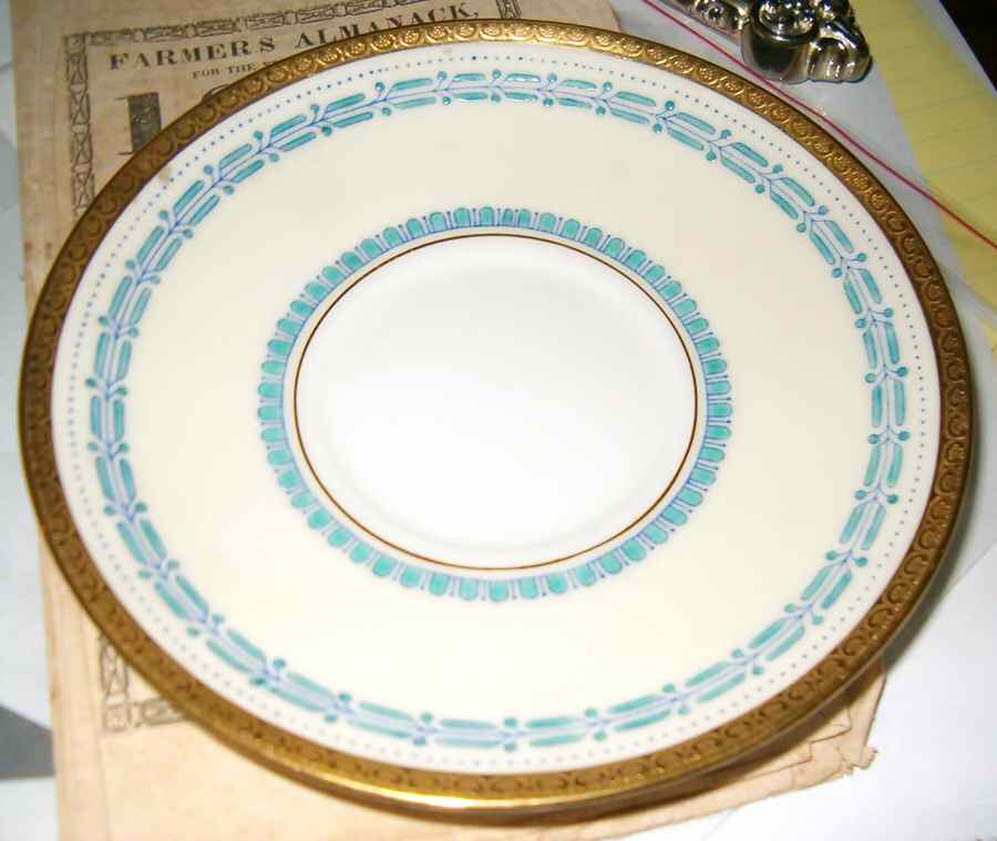 H3705 Saucer by Minton-1